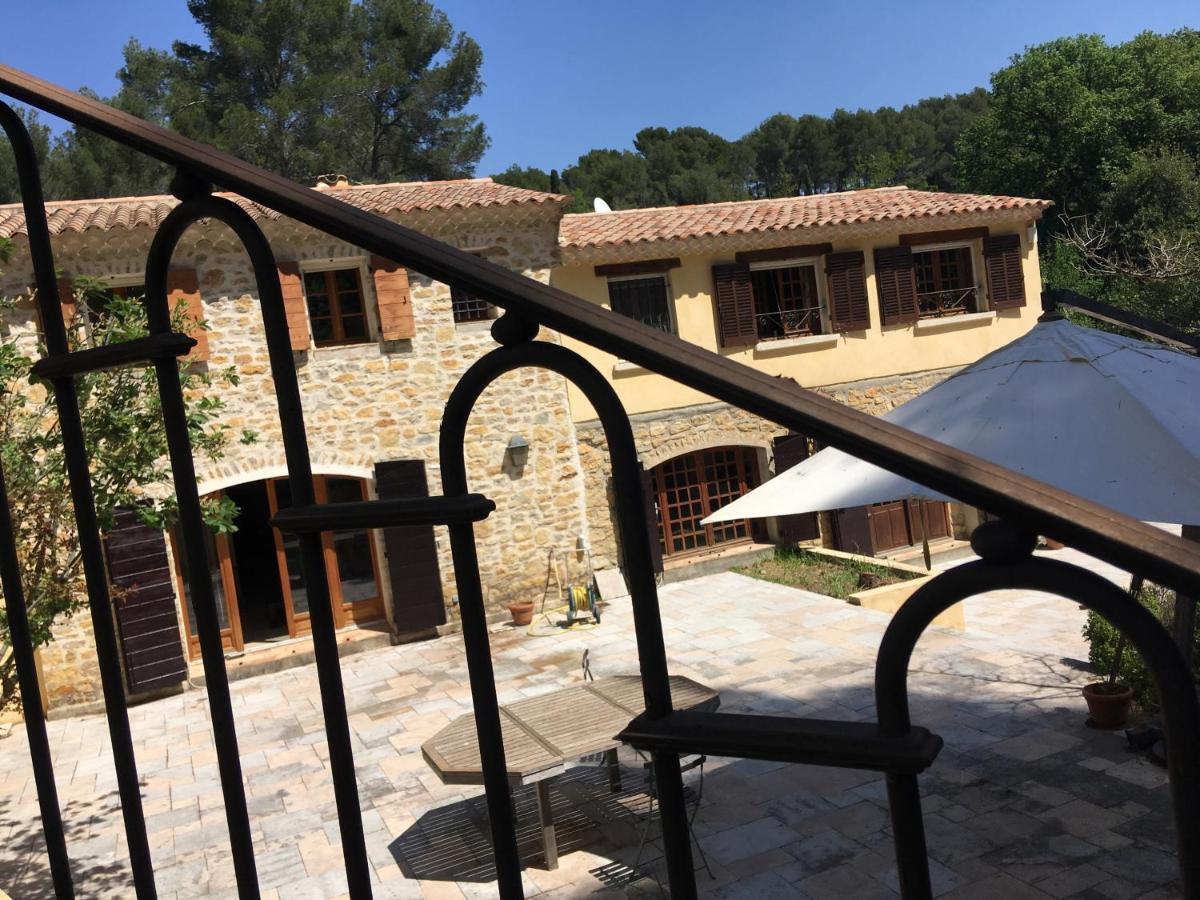 La Teze Villa Le Castellet  Eksteriør bilde